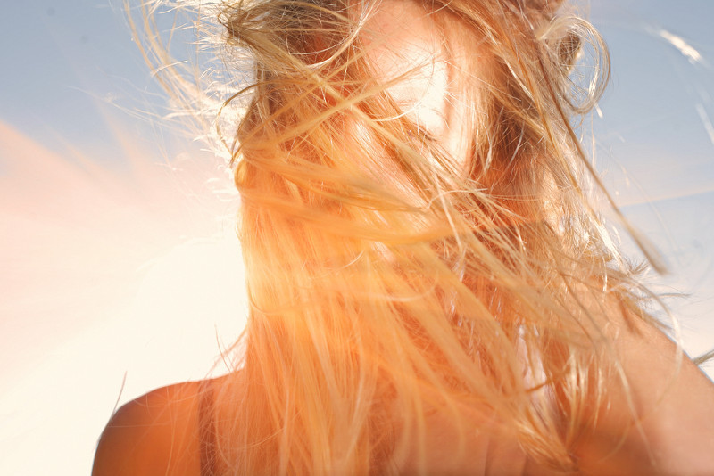 Как снять солнце в волосах